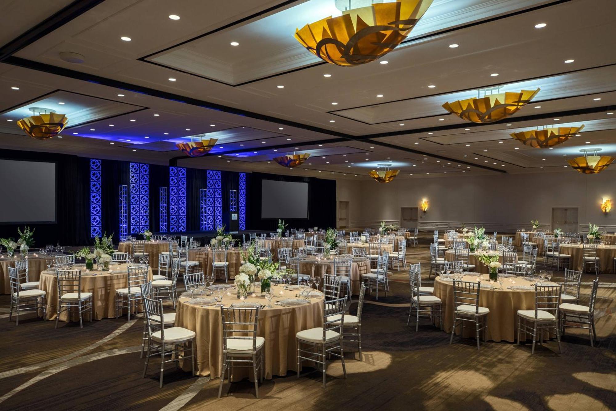 Renaissance Orlando At Seaworld 4*